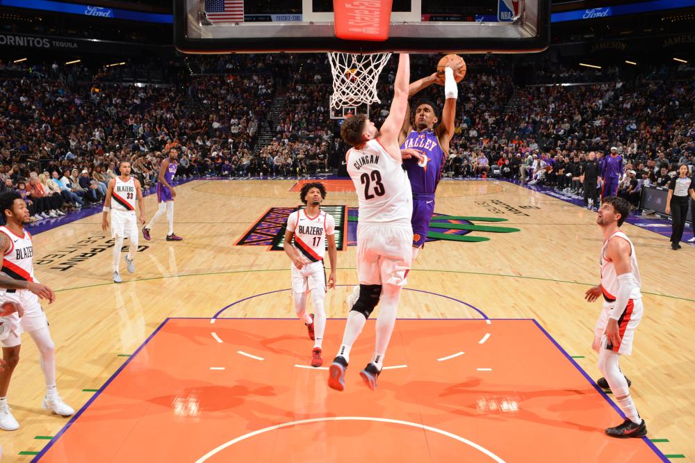 长达一年的 长达一年的